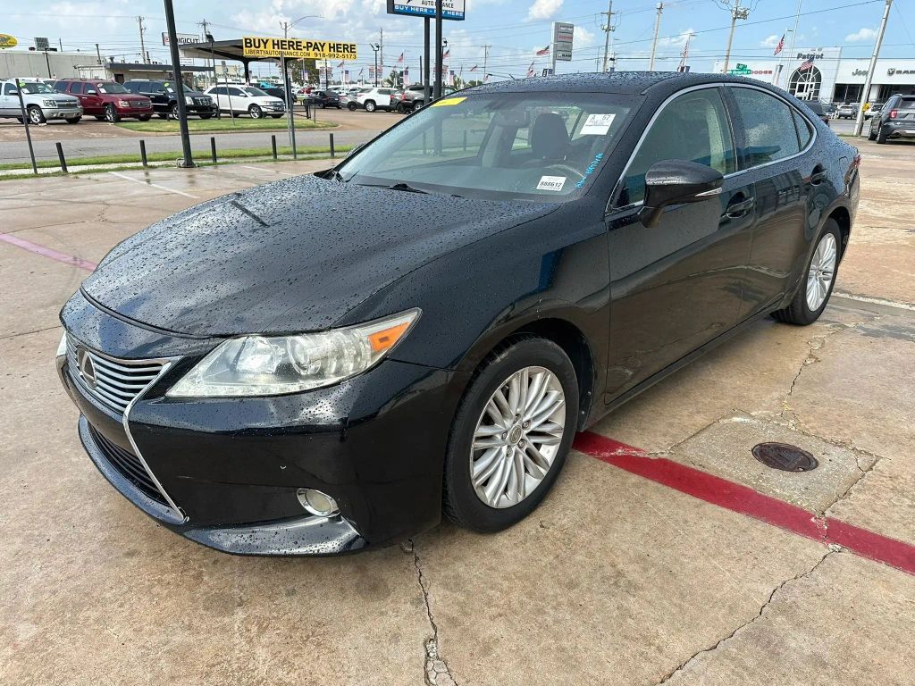 2013 LEXUS ES