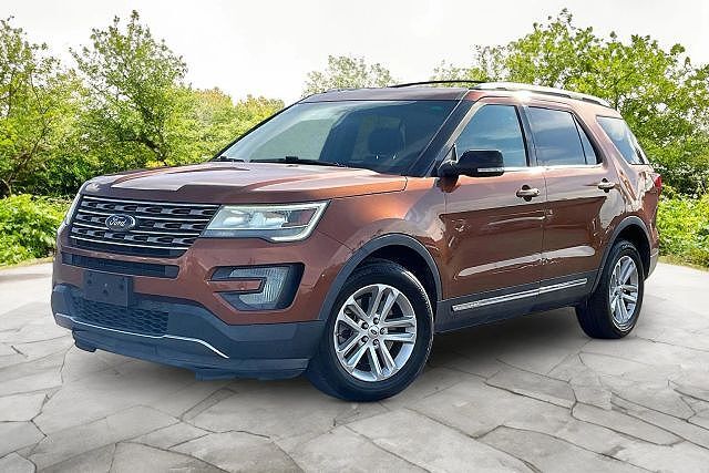 2017 FORD Explorer