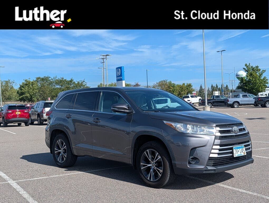 2018 TOYOTA Highlander