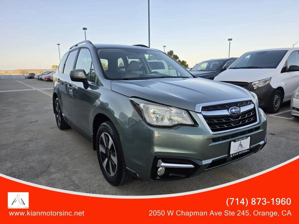2017 SUBARU Forester