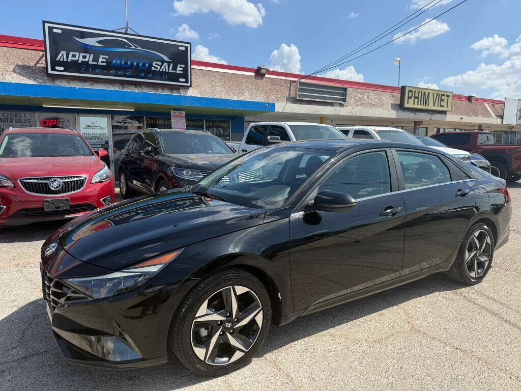 2023 HYUNDAI Elantra