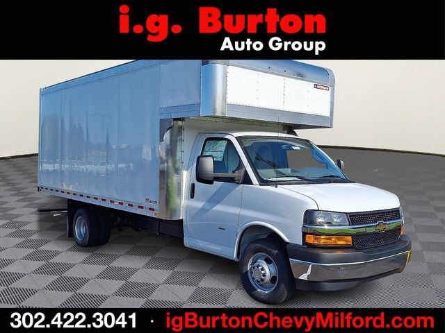 2025 CHEVROLET Express