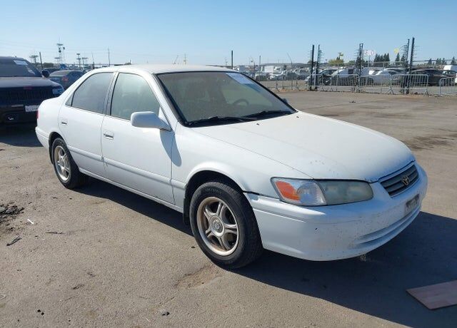 2001 TOYOTA Camry