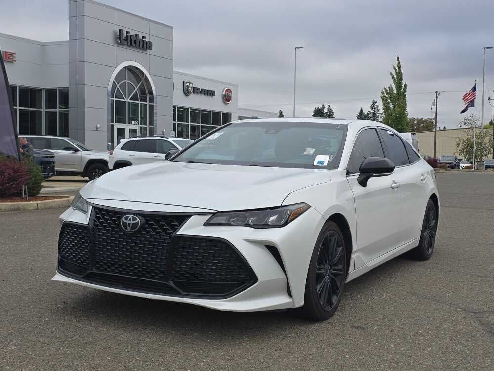 2019 TOYOTA Avalon