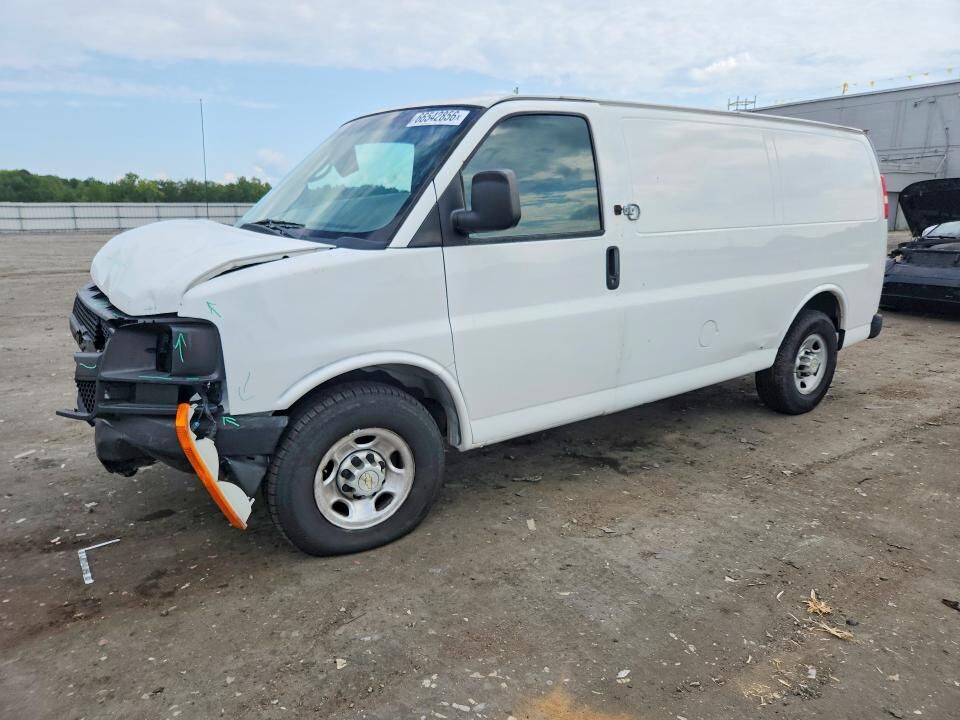 2011 CHEVROLET Express