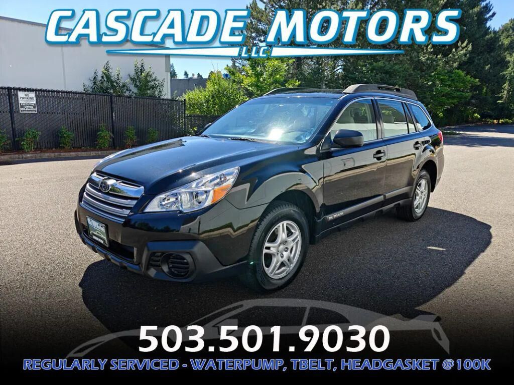 2013 SUBARU Outback