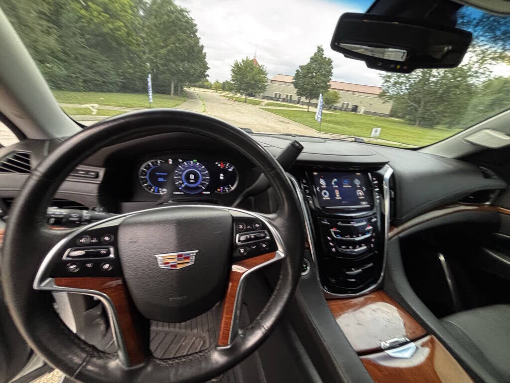 2016 CADILLAC Escalade