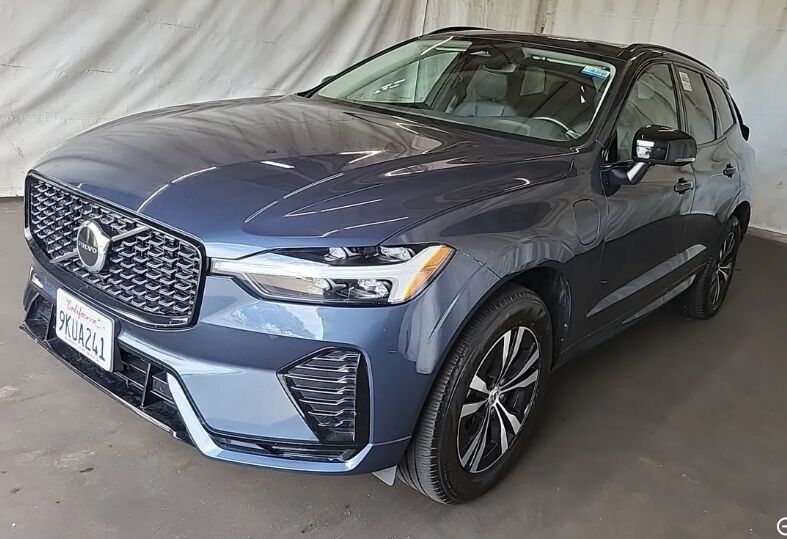2024 VOLVO XC60