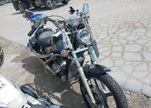 2000 HONDA VT1100C