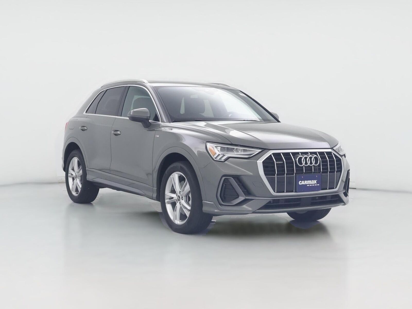 2023 AUDI Q3