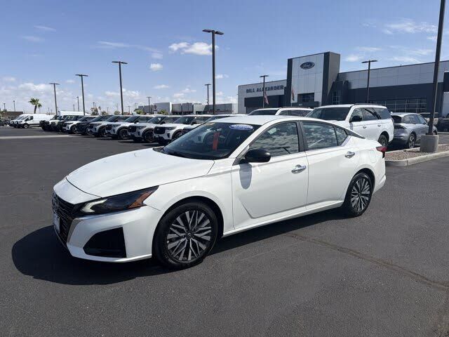 2025 NISSAN Altima