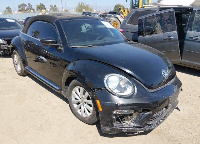 2018 VOLKSWAGEN Beetle