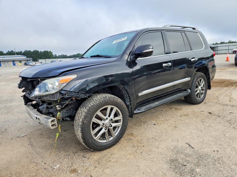 2013 LEXUS LX