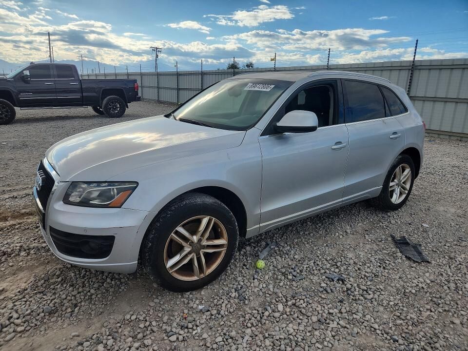 2009 AUDI Q5
