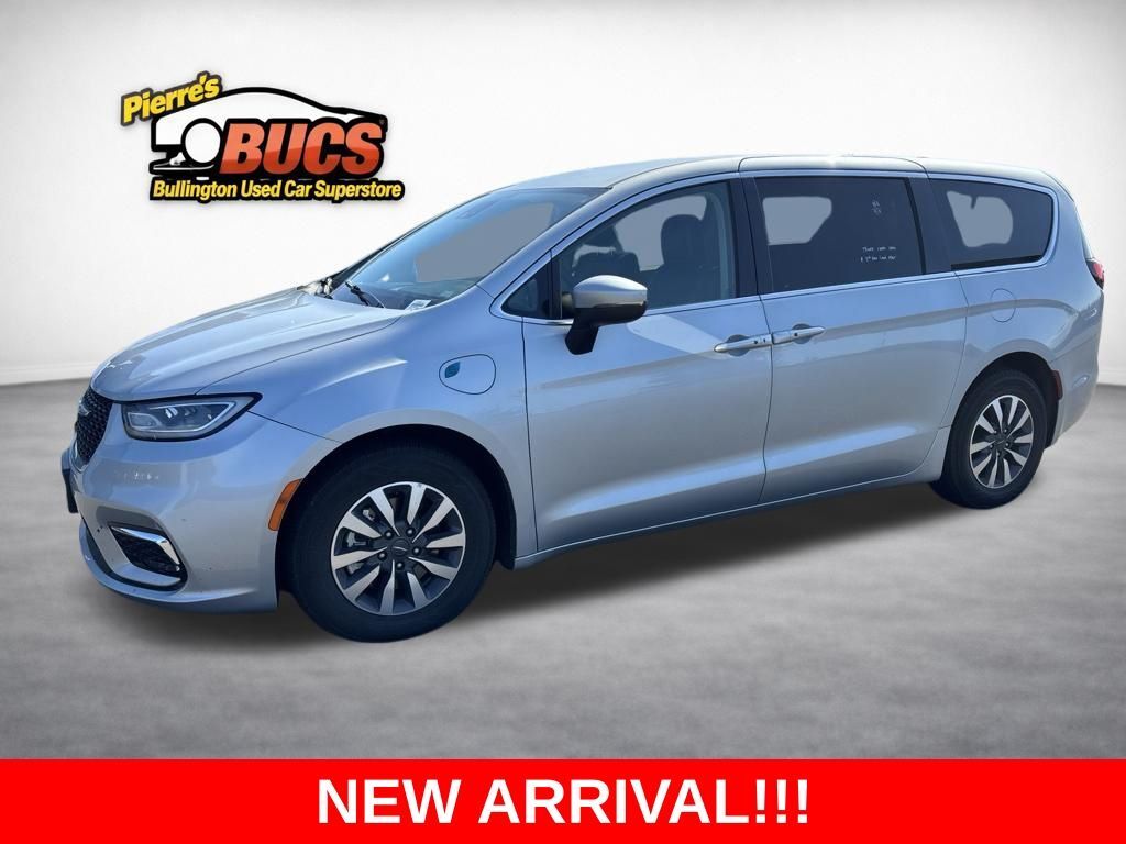 2023 CHRYSLER Pacifica