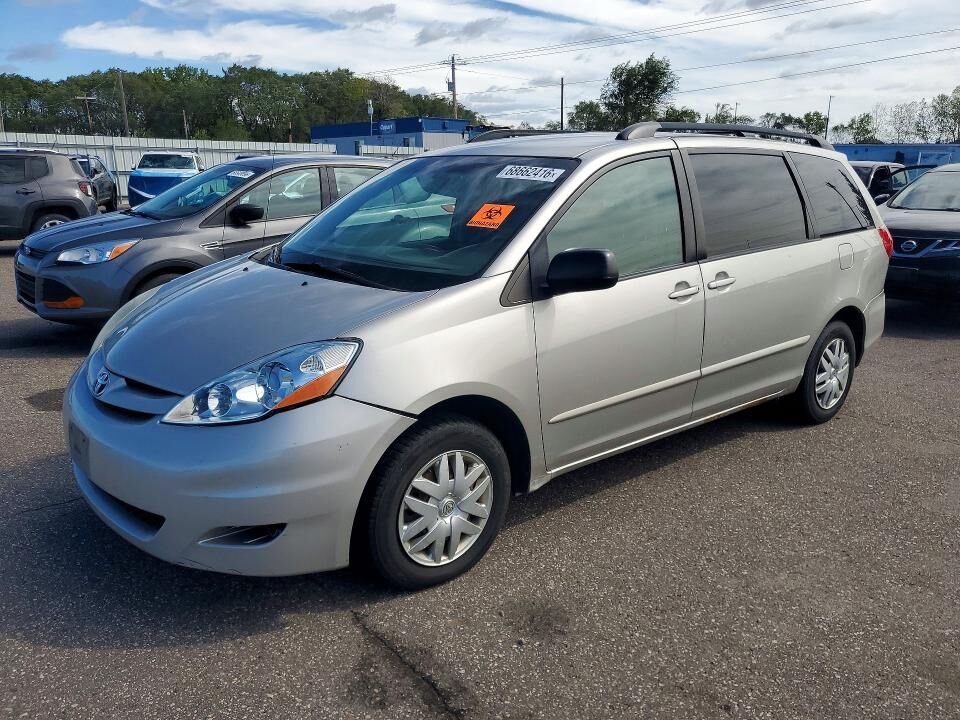 2009 TOYOTA Sienna