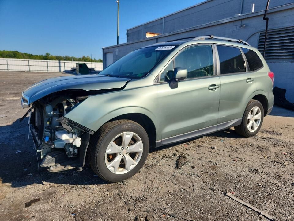 2016 SUBARU Forester