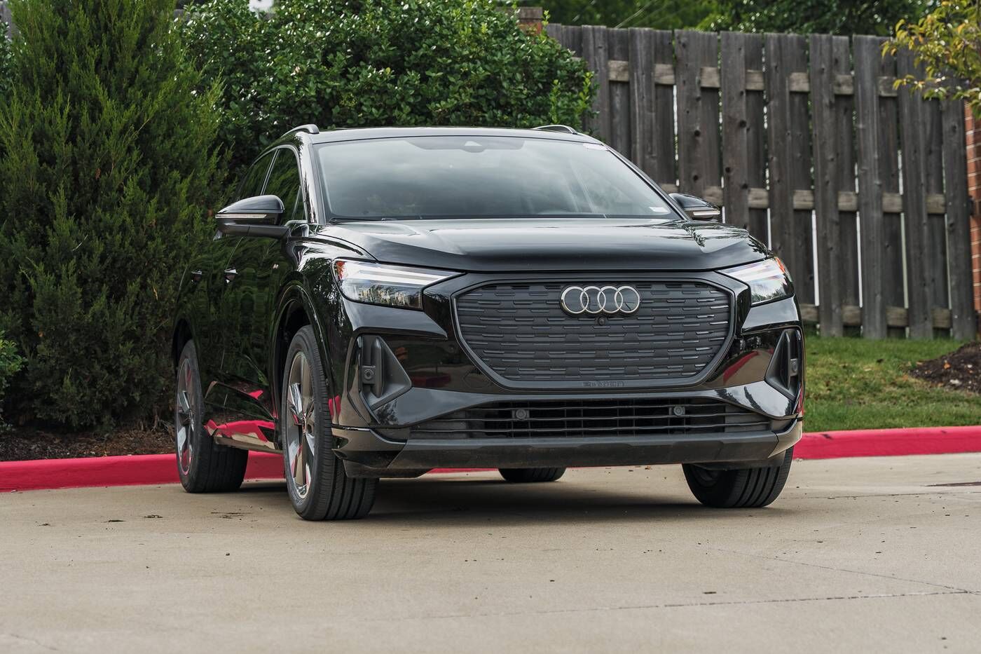 2024 AUDI Q4