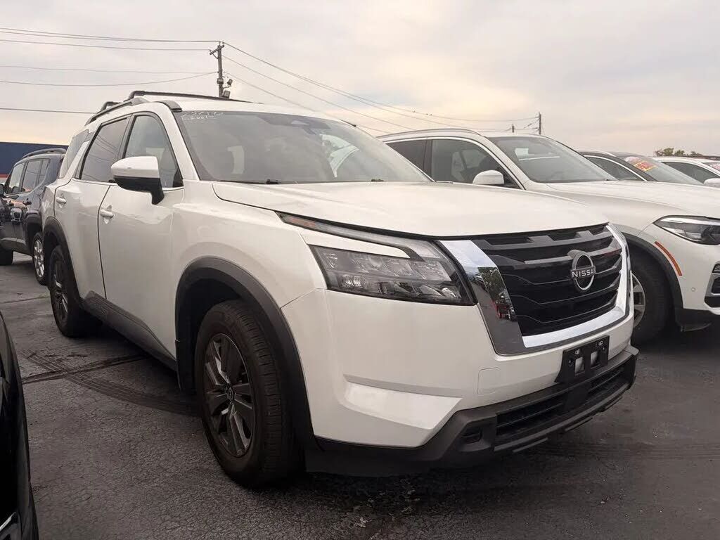 2023 NISSAN Pathfinder