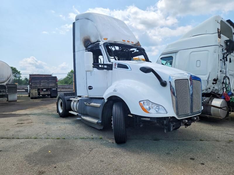 2019 KENWORTH T680