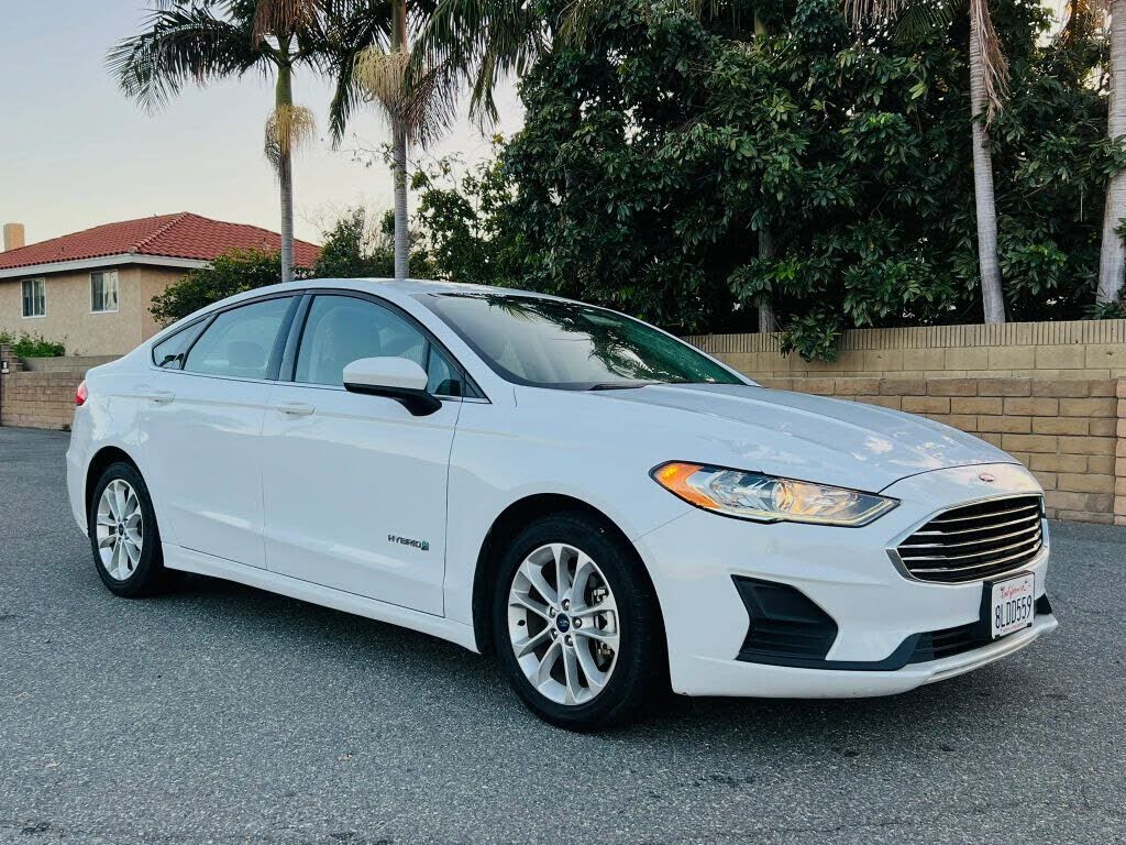 2019 FORD Fusion