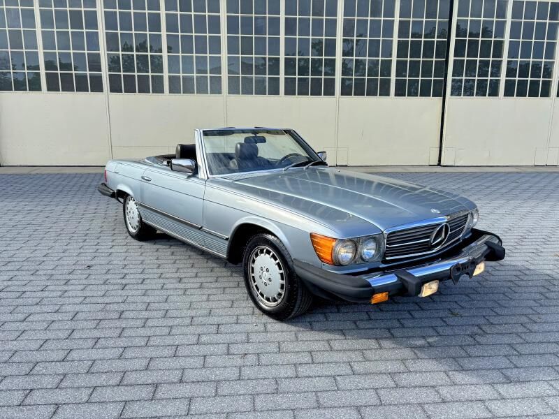 1982 MERCEDES-BENZ 380