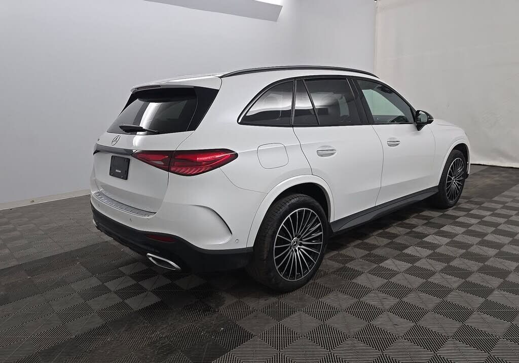 2024 Mercedes-Benz GLC-Class