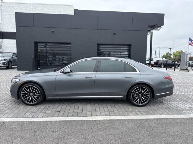 2022 Mercedes-Benz S-Class