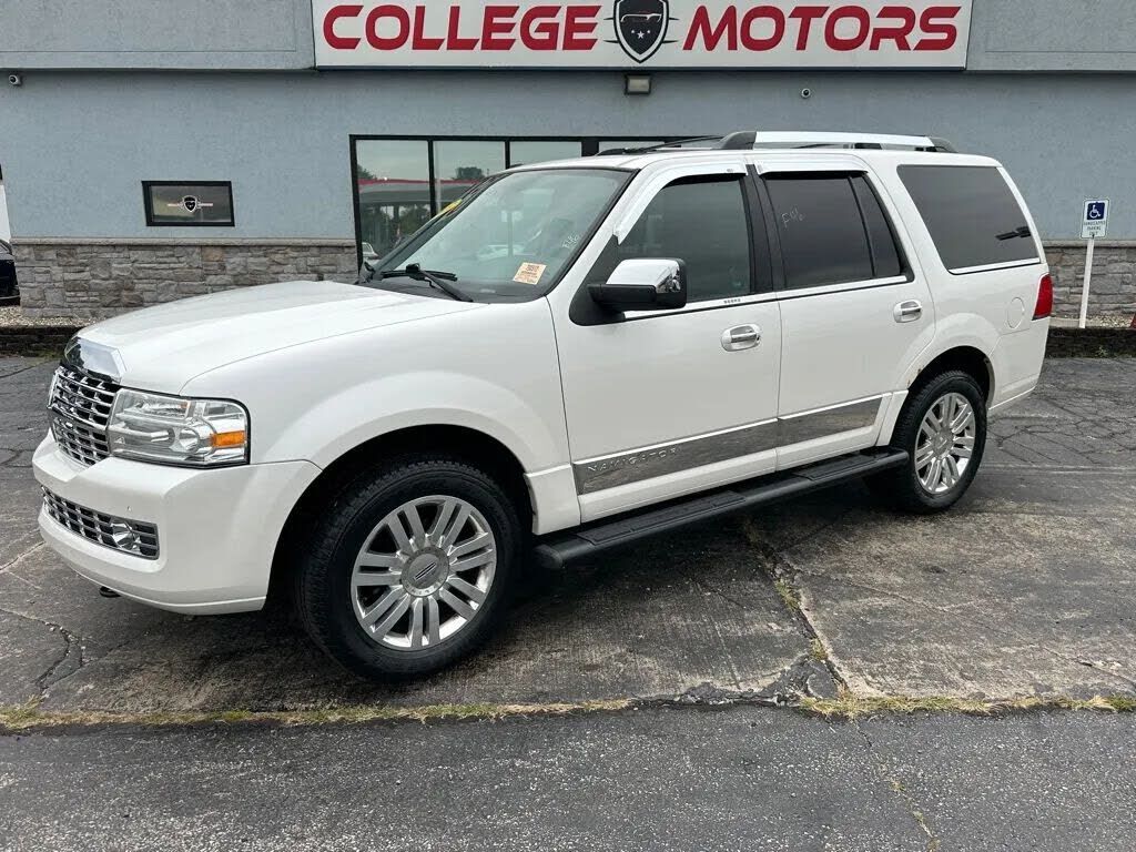 2013 LINCOLN Navigator