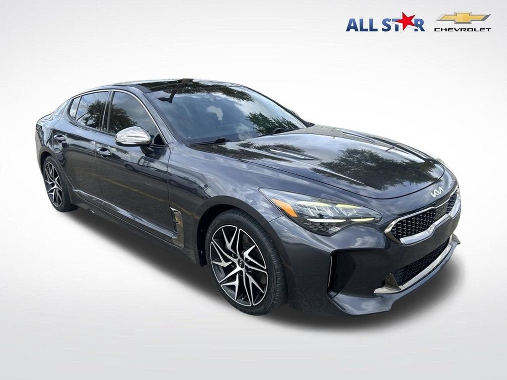 2022 KIA Stinger