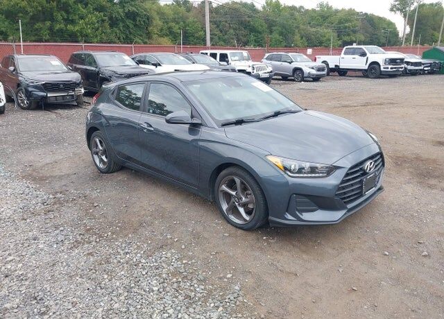 2019 HYUNDAI Veloster