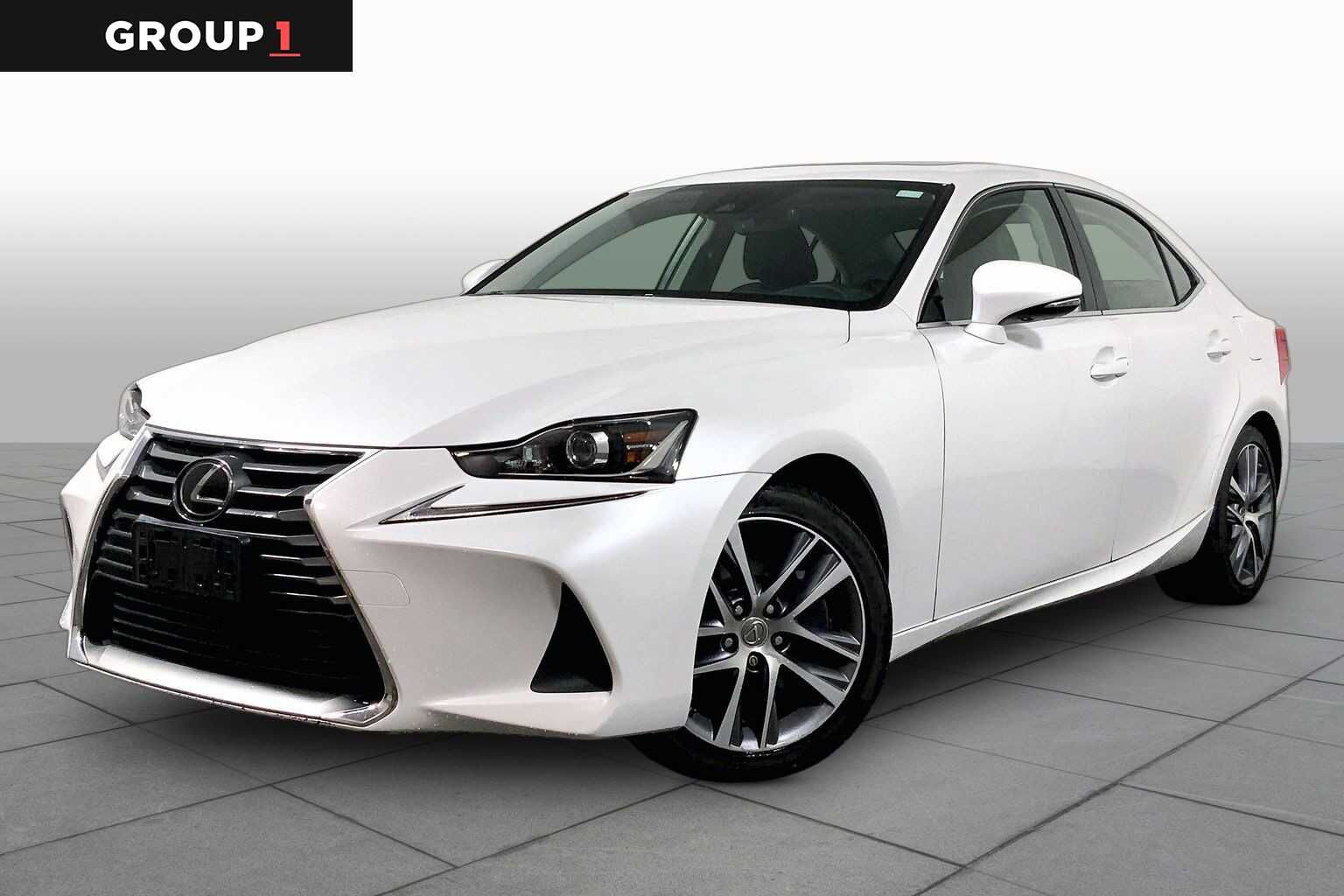 2019 LEXUS IS