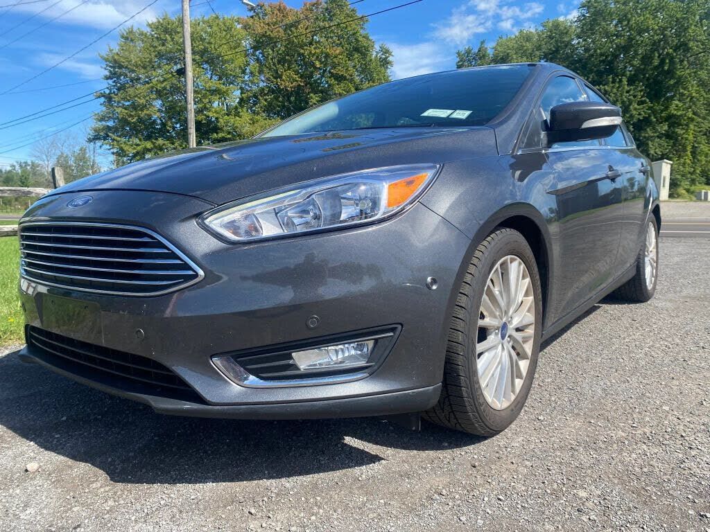 2017 FORD Focus