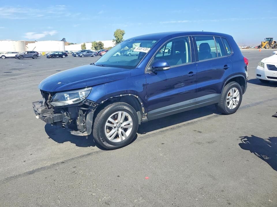 2014 VOLKSWAGEN Tiguan