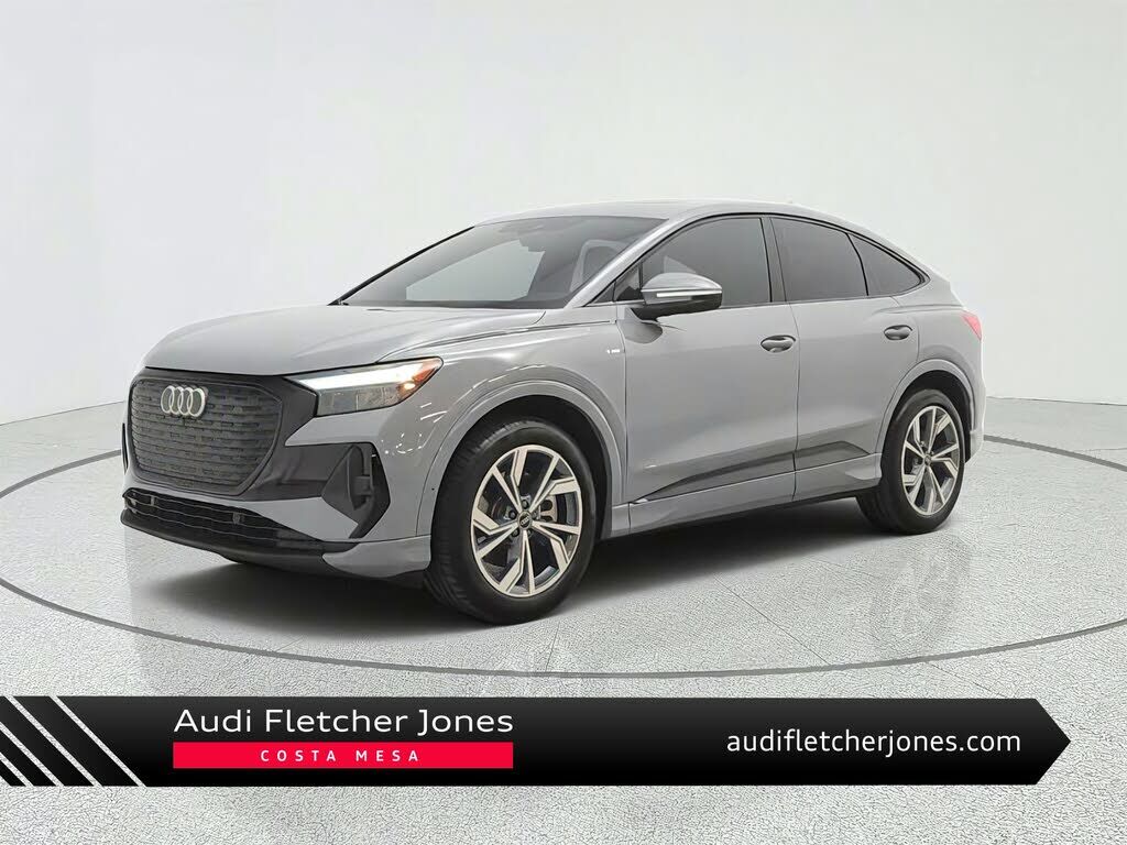 2024 AUDI Q4