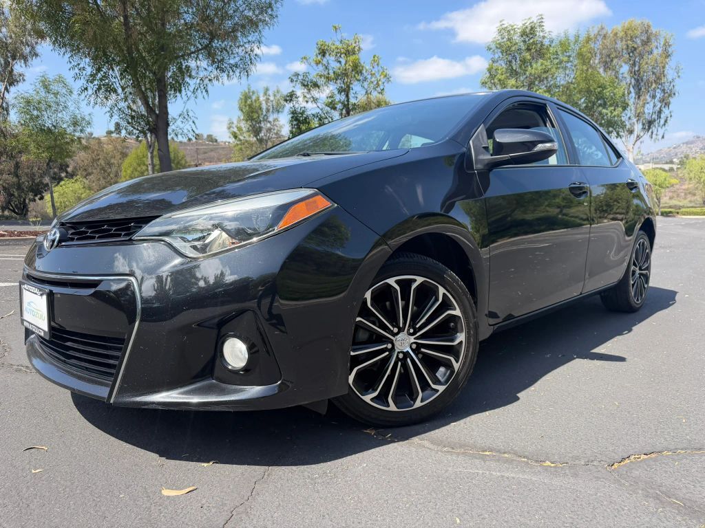 2016 TOYOTA Corolla