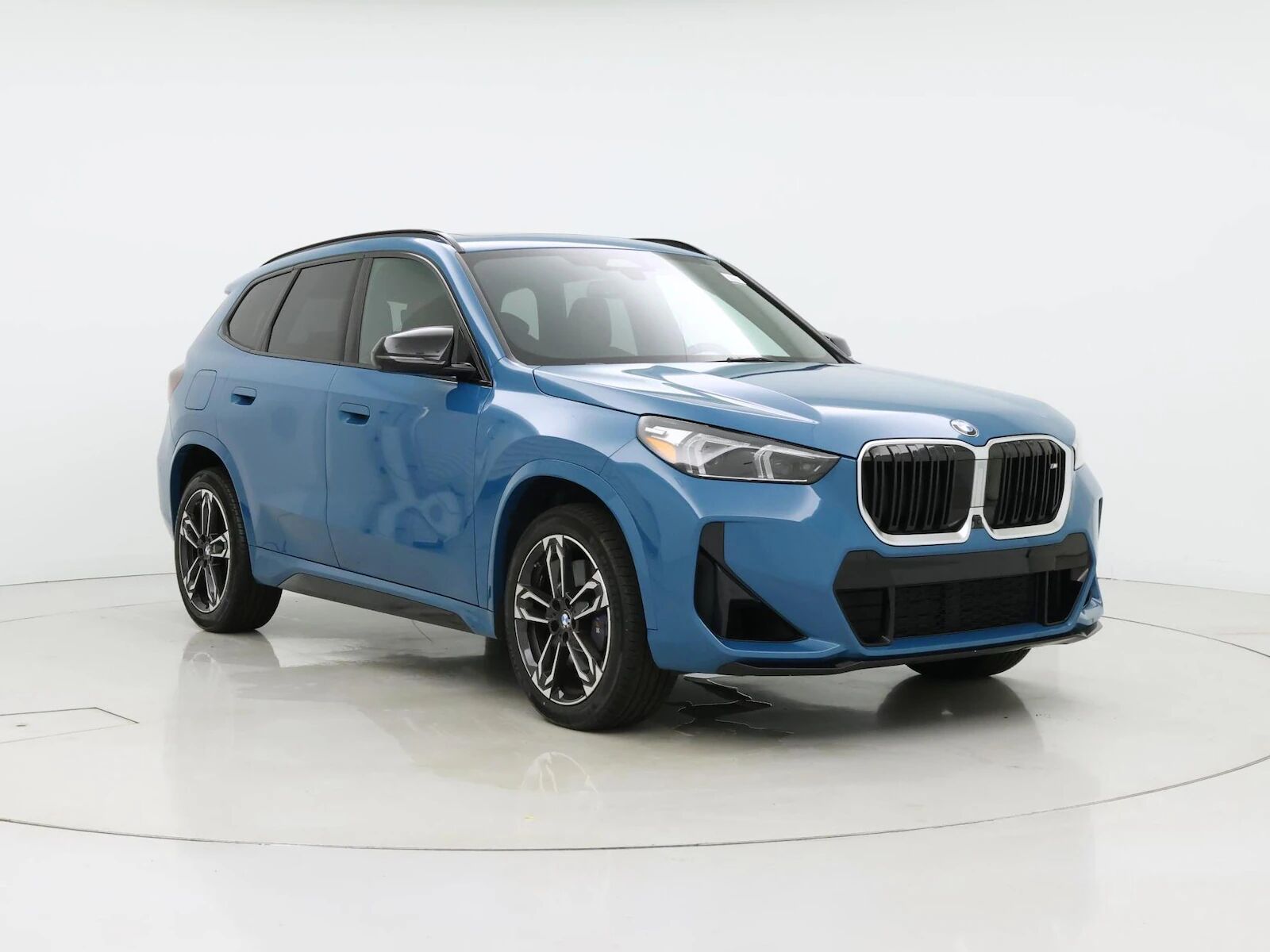 2025 BMW X1