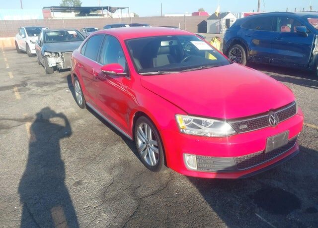 2012 VOLKSWAGEN Jetta