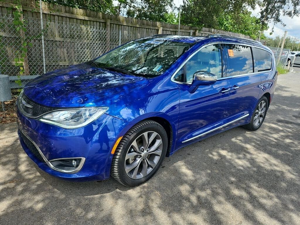 2020 CHRYSLER Pacifica