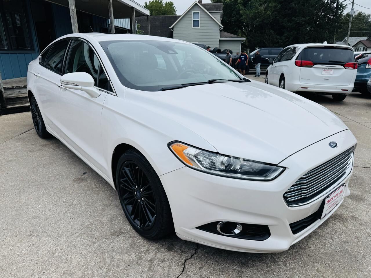 2016 FORD Fusion