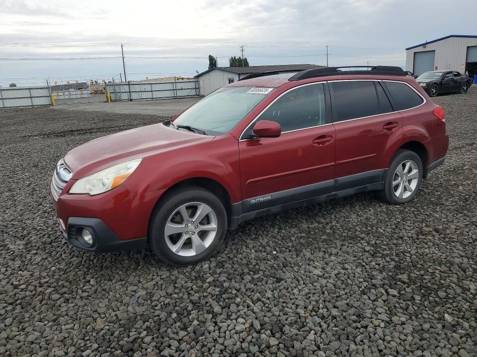 2013 SUBARU Outback