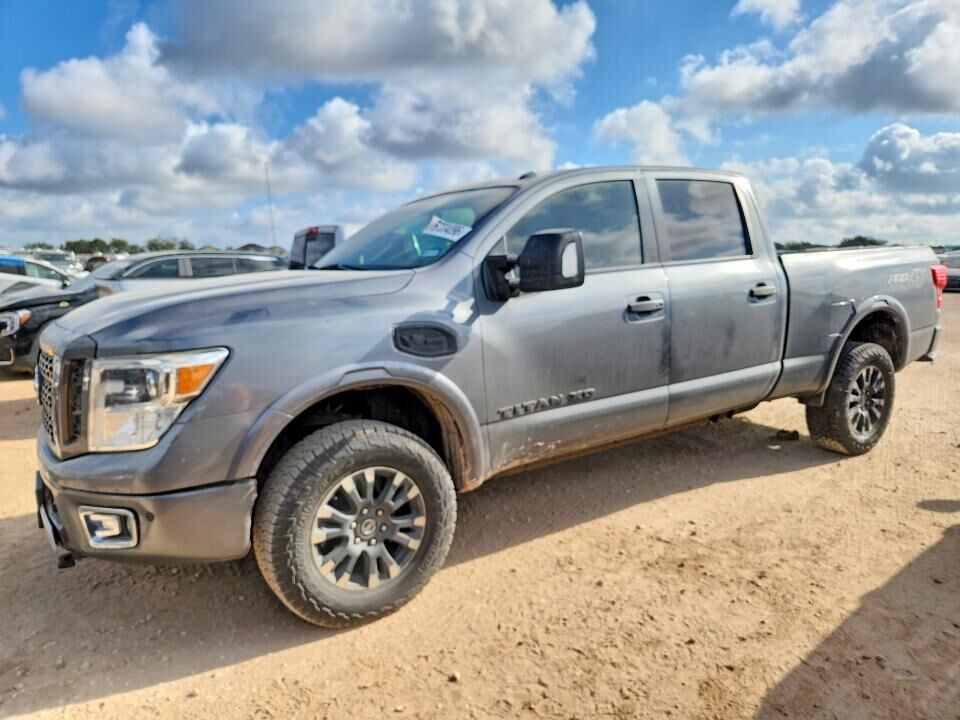 2018 NISSAN Titan