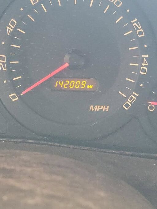 2004 CADILLAC SRX