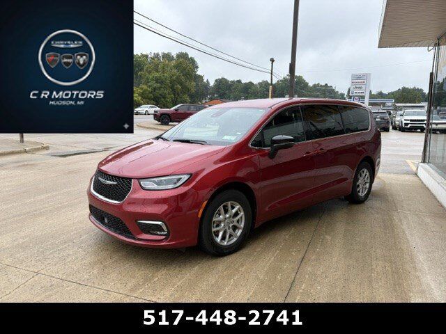 2025 CHRYSLER Pacifica