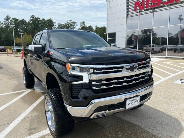 2025 CHEVROLET Silverado