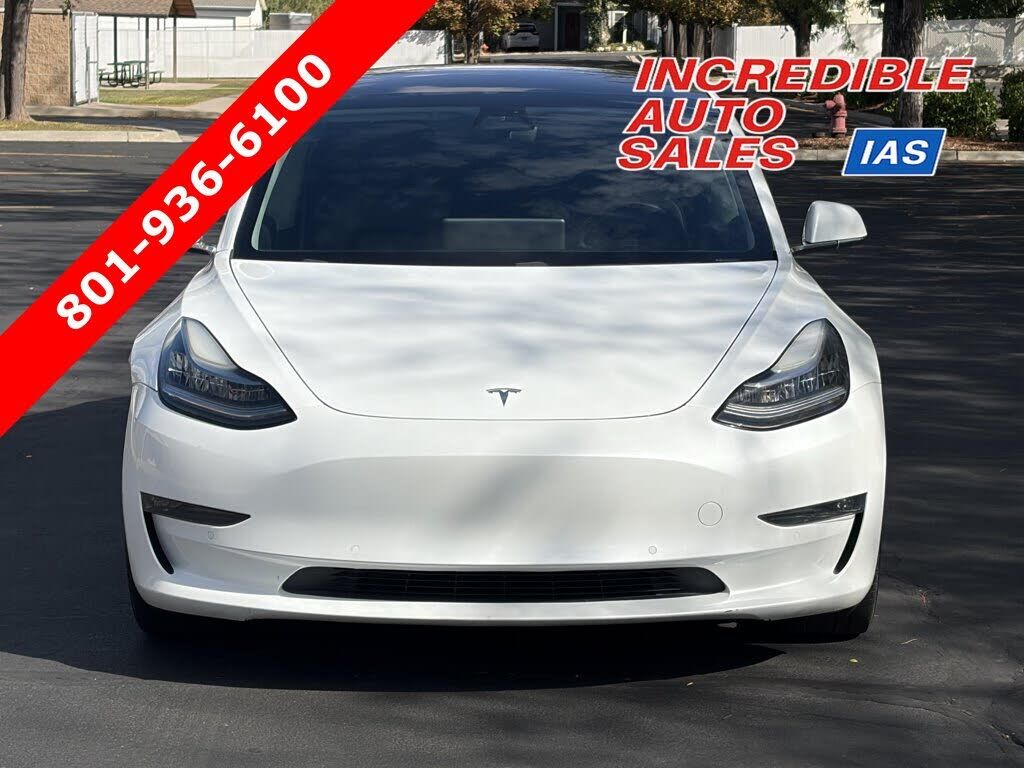 2018 TESLA Model 3