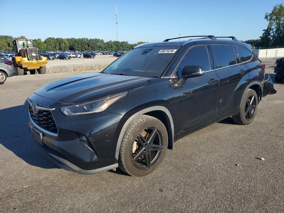 2021 TOYOTA Highlander