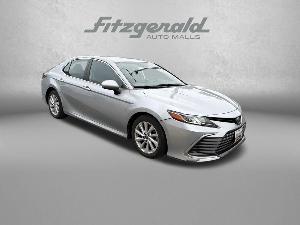 2021 TOYOTA Camry
