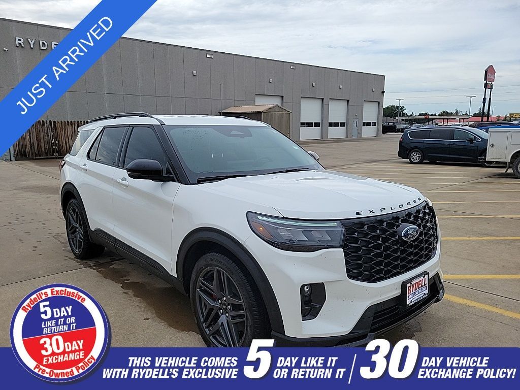 2025 FORD Explorer