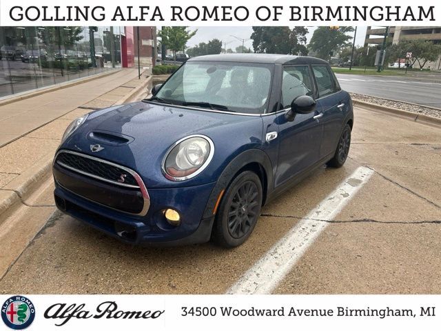 2015 MINI Hardtop